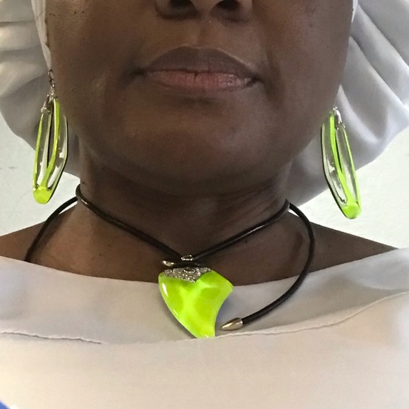 Meet your Posher, Adey - Picture 11 of 16